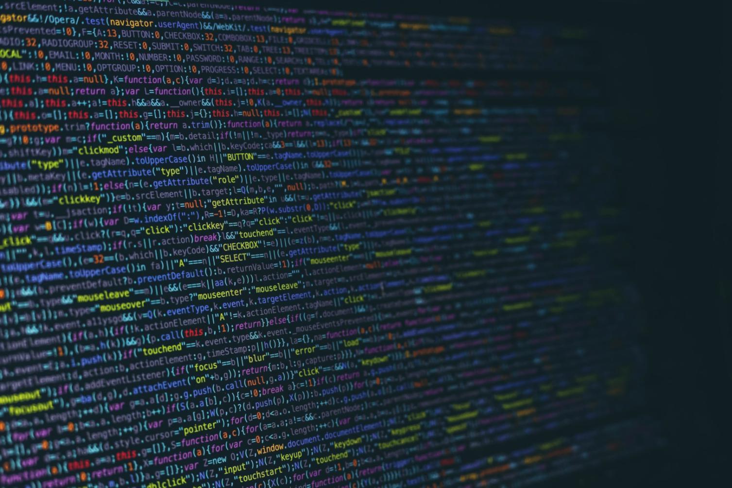 Специалист Spunop за работой над игровым проектом